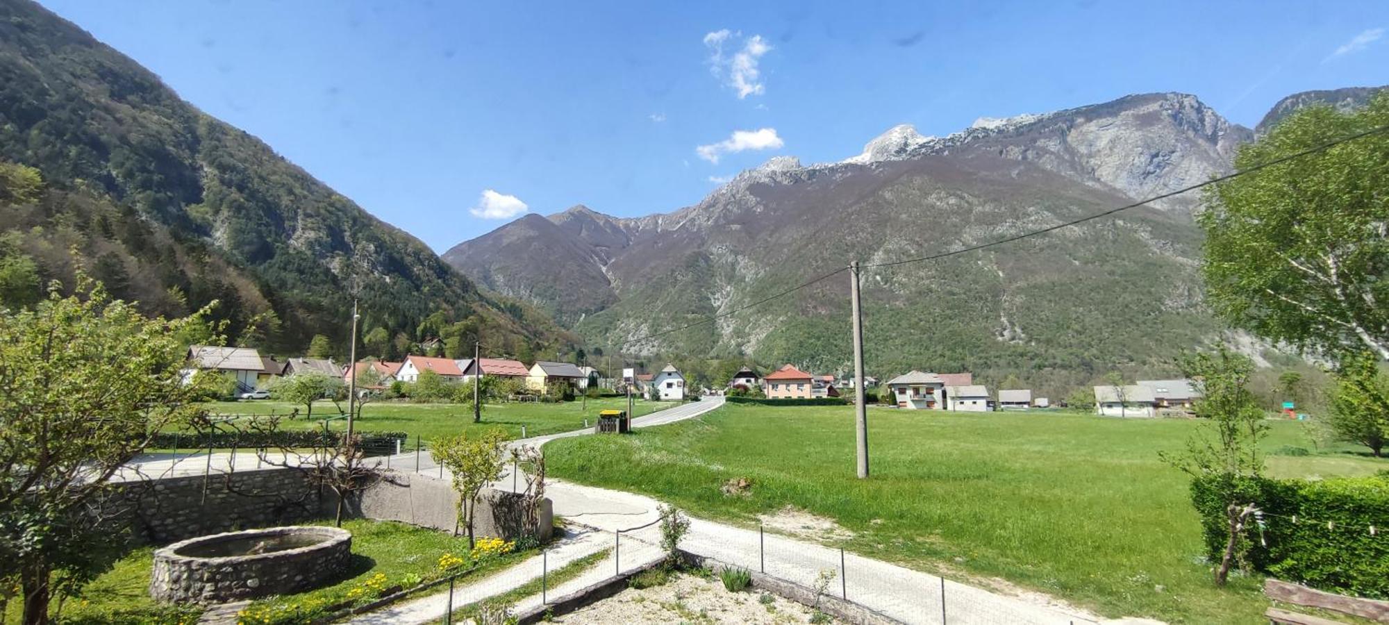 Apartma Soca Oasis Srpenica Luaran gambar